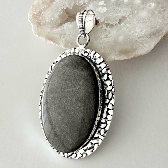 Sheer Obsidian Pendant - Picture 3 of 7